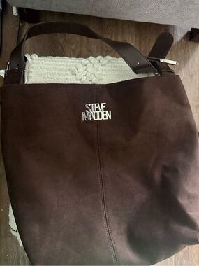 Steve Madden Dark Brown Men's Messenger Tote with Silver Logo